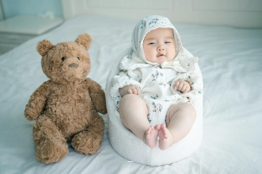 磐石宝宝发烧需要盖被子吗 磐石宝宝发烧需要盖被子吗